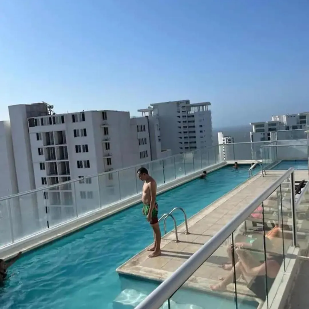 Apartamento De Lujo, Amoblado En Kartagena